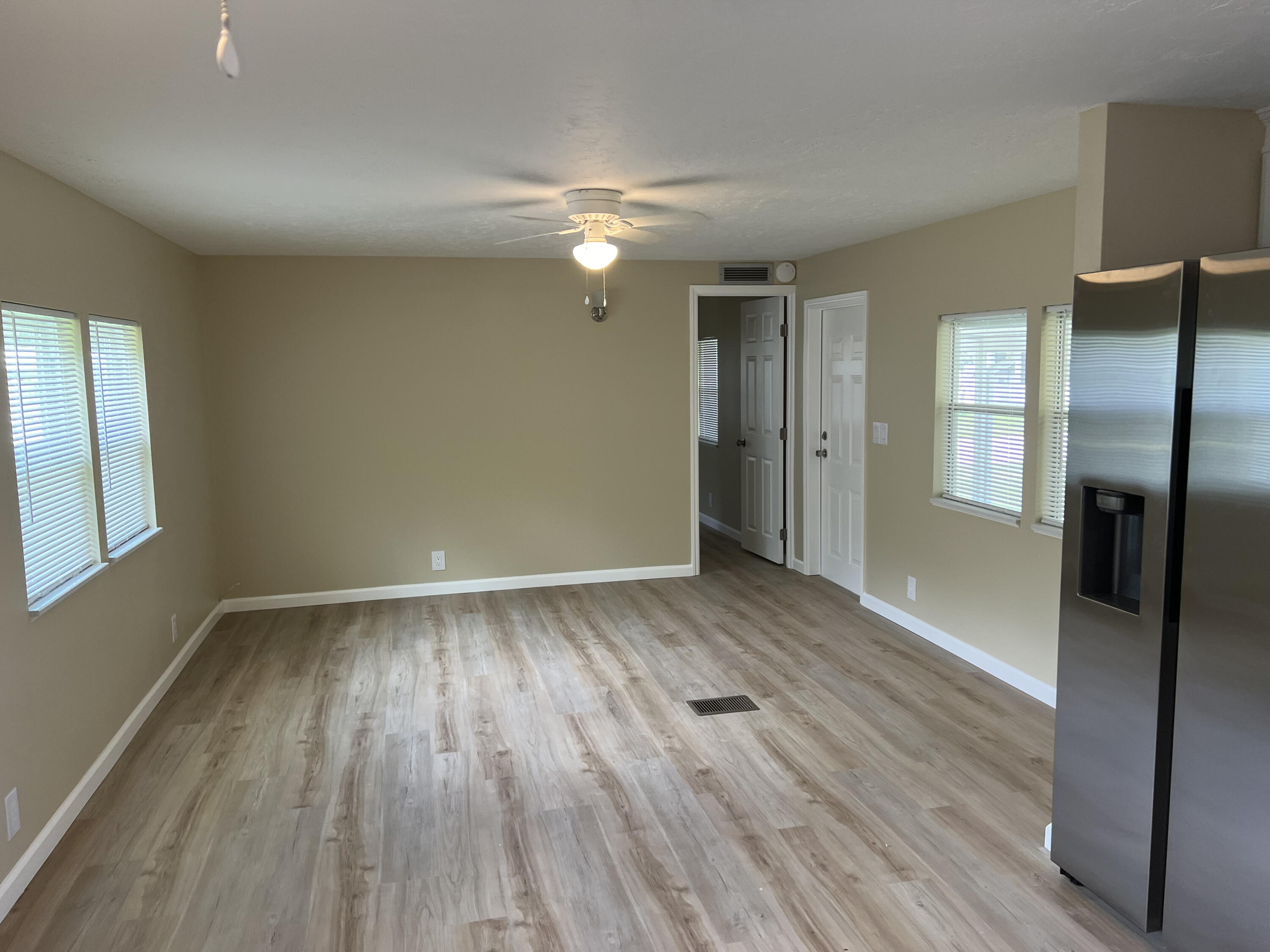 1065 Moonlight Court Palm Bay, FL 32907 - Photo 3 of 11