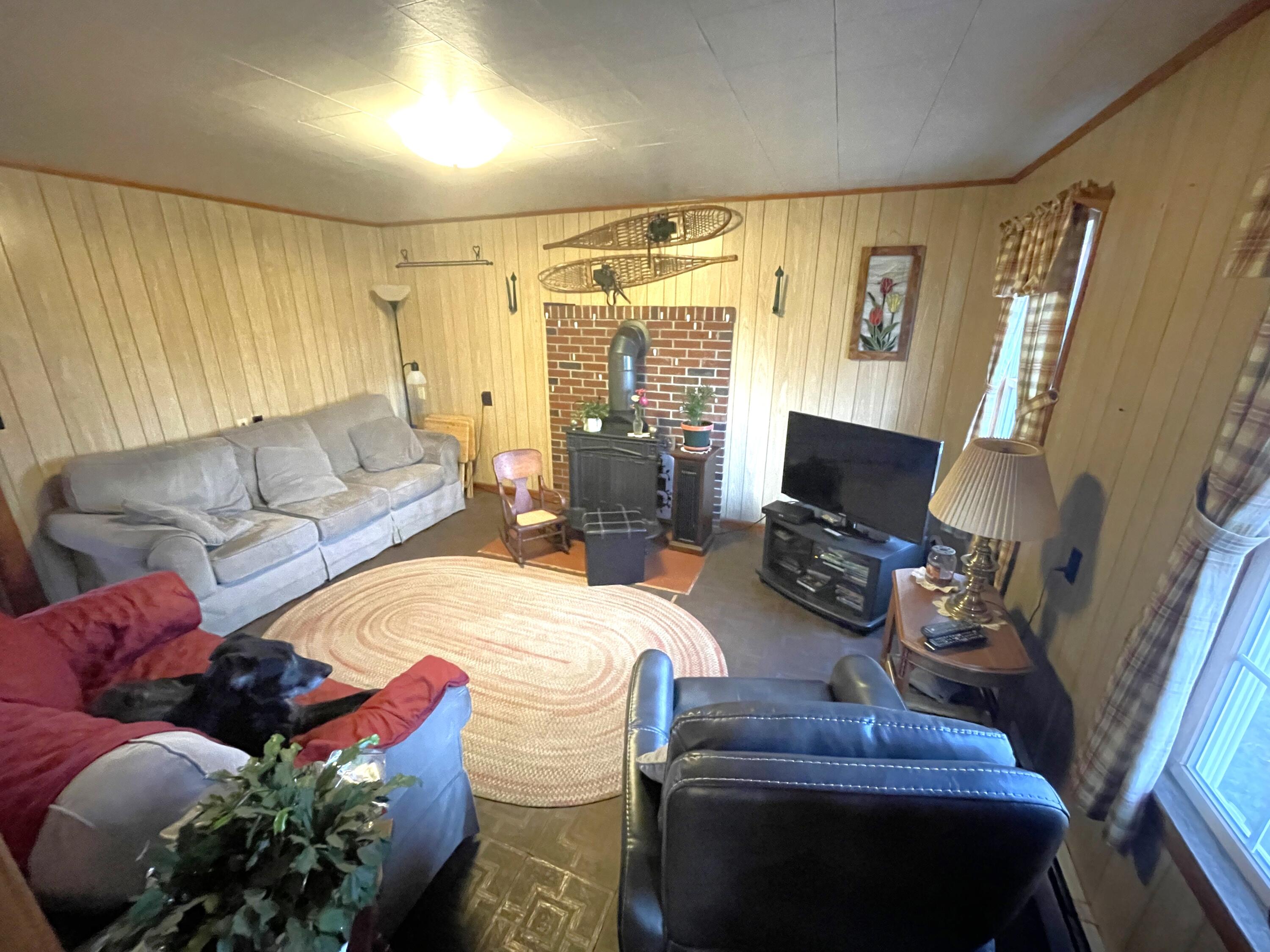 392 Weeks Mills Road South China, ME 04358 - Photo 15 of 28 392 Sitting Rm