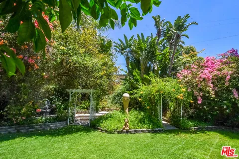 $1,328,000 | 10828 Amigo Avenue, Porter Ranch, CA 91326