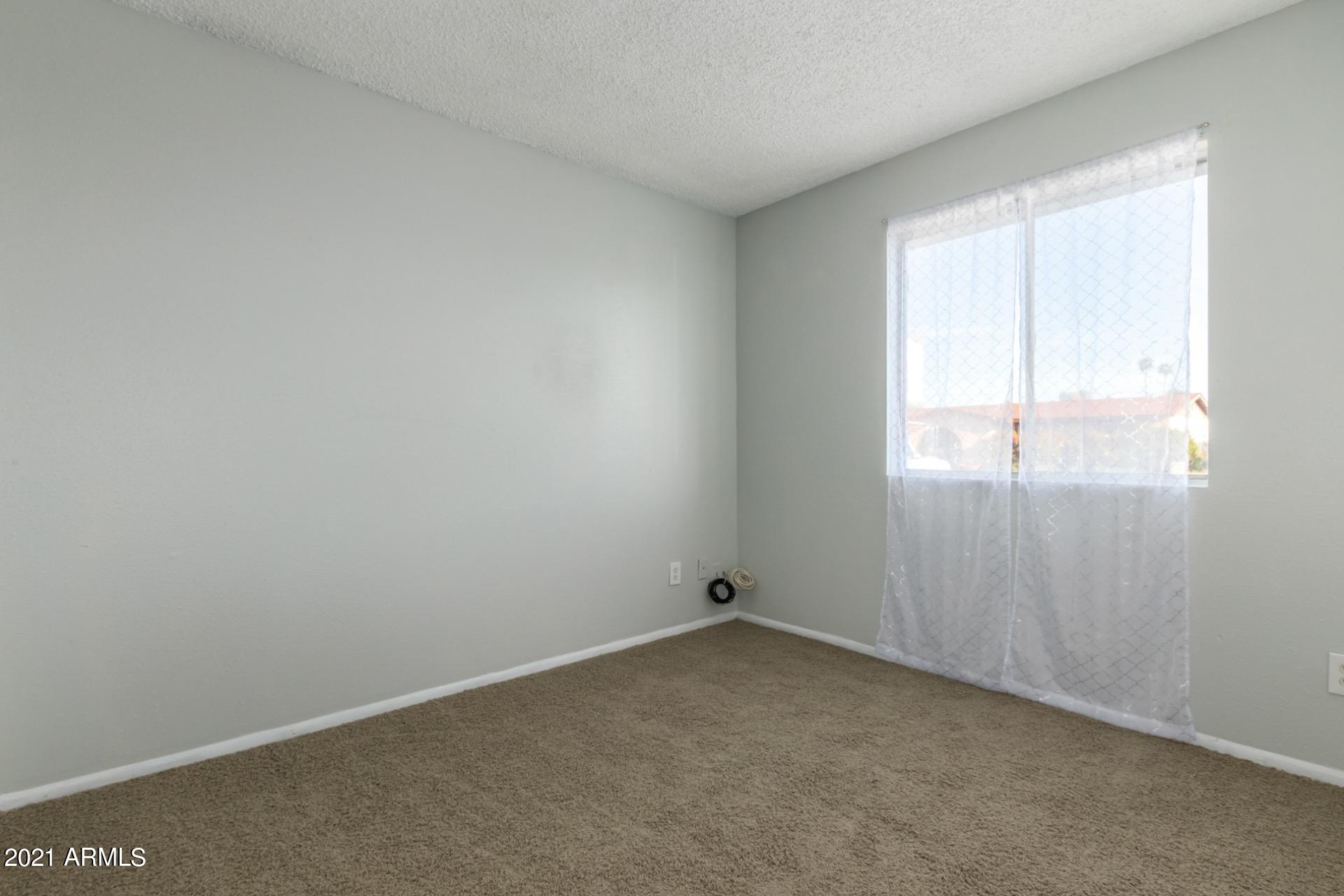 4419 West Hatcher Road Glendale, AZ 85302 - Photo 18 of 38 Hatcher-17