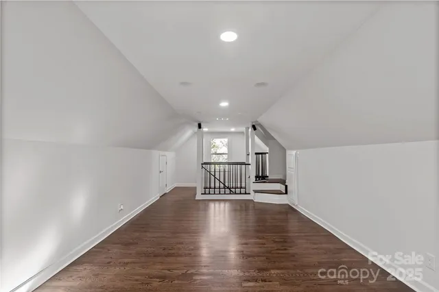 a view of livingroom with furniture and windows