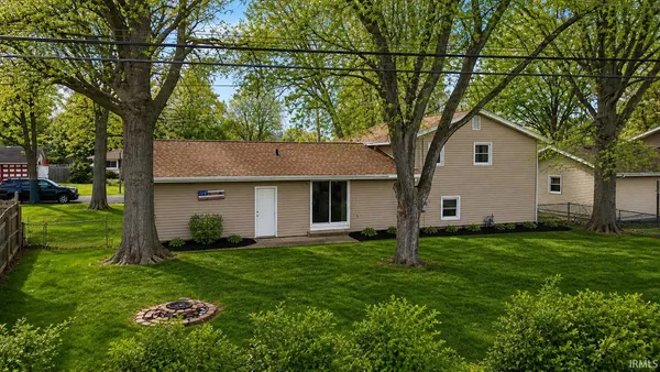 $220,000 | 5019 Devonshire Drive, Fort Wayne, IN 46806