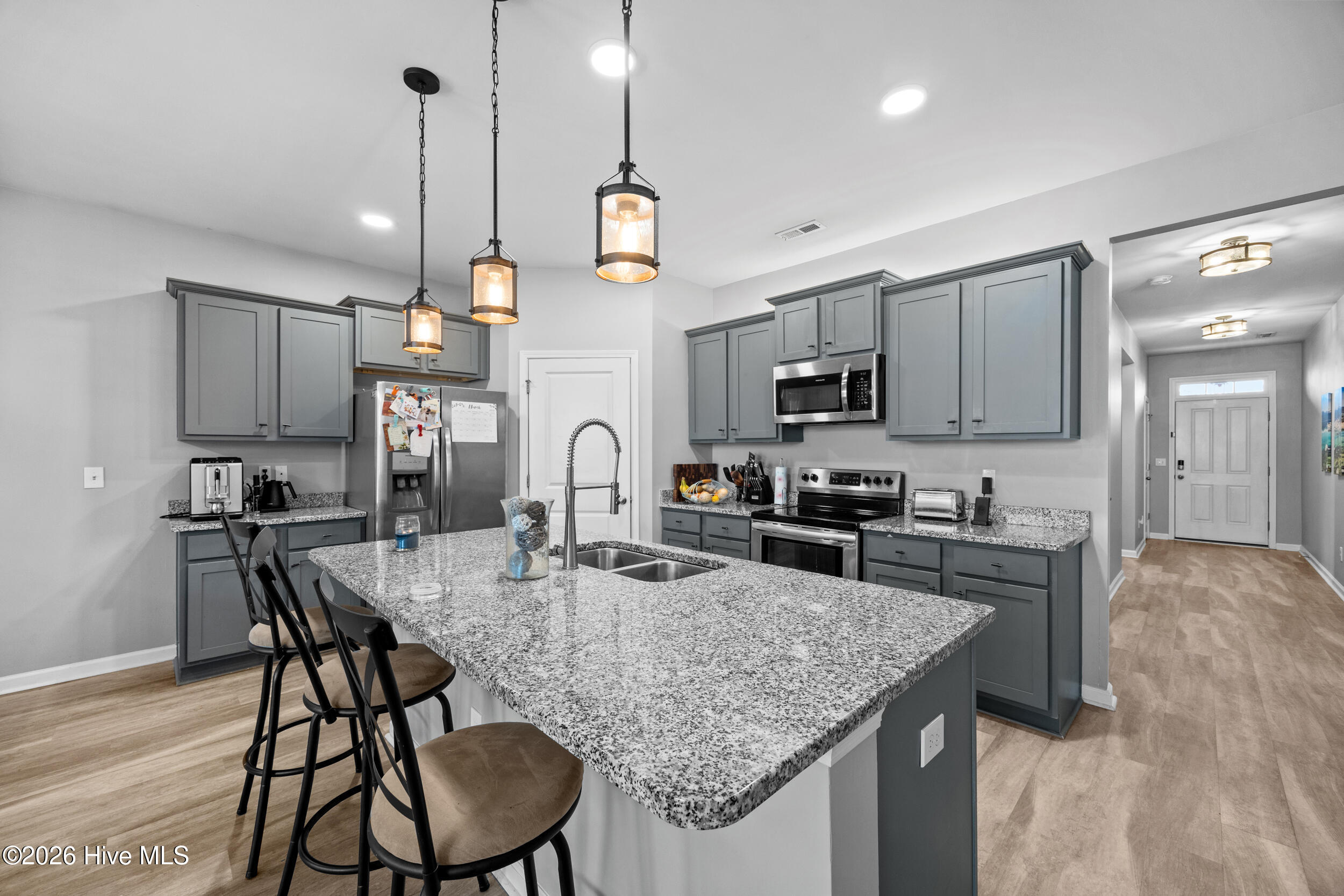 803 Lenox Drive Holly Ridge, NC 28445 - Photo 18 of 44 22_kitchen