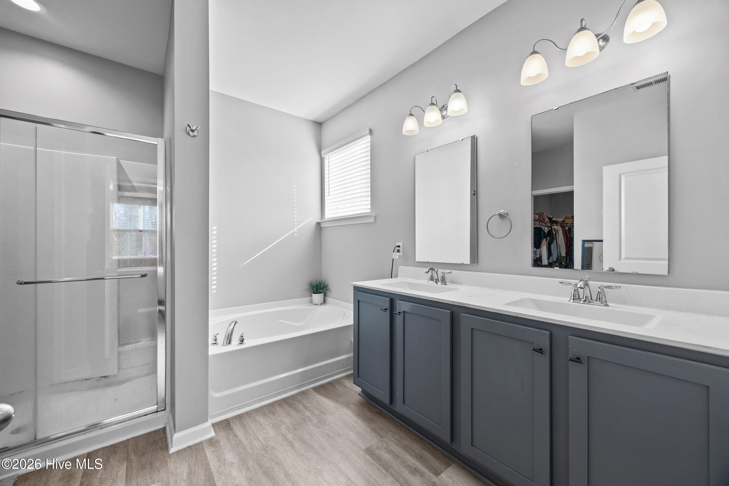 803 Lenox Drive Holly Ridge, NC 28445 - Photo 28 of 44 32_bathroom