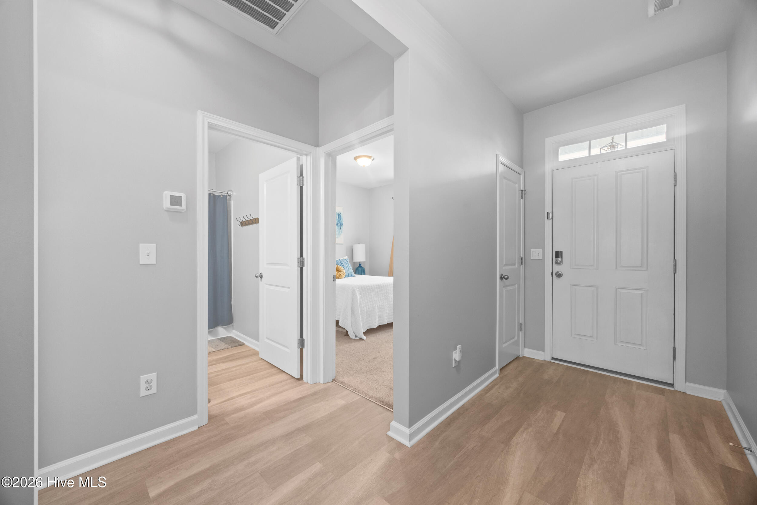 803 Lenox Drive Holly Ridge, NC 28445 - Photo 5 of 44 9_foyer