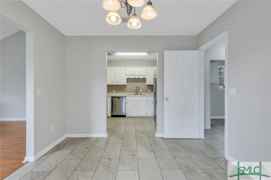 286 Kevin Road Hinesville, GA 31313 - Photo 14 of 49