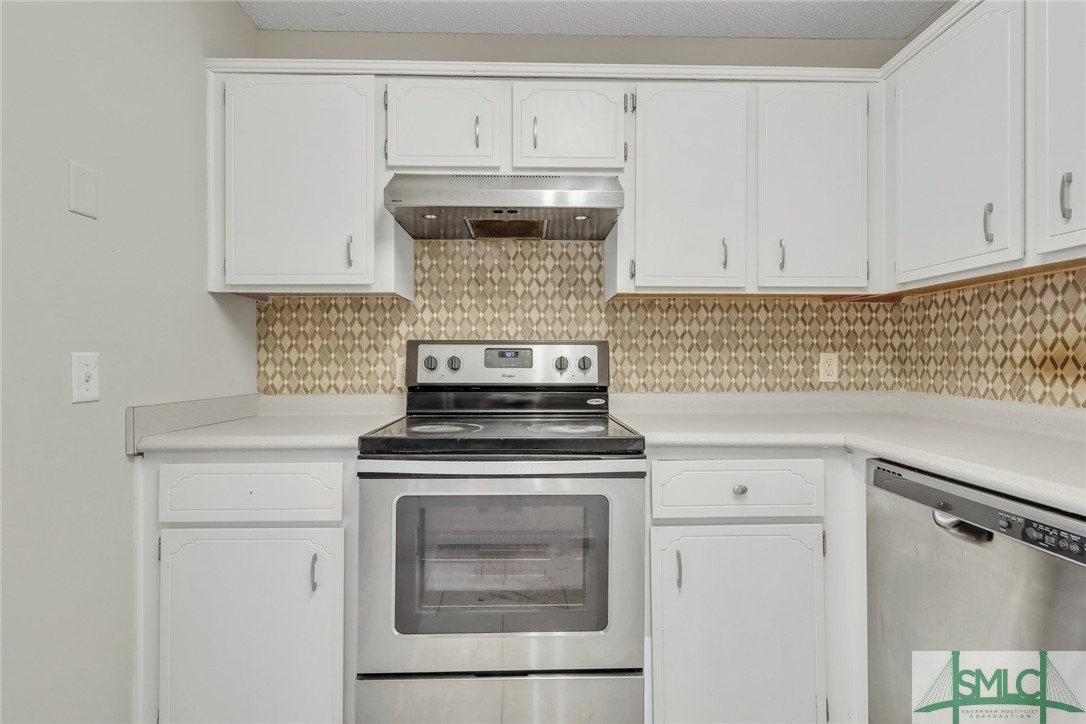 286 Kevin Road Hinesville, GA 31313 - Photo 17 of 49