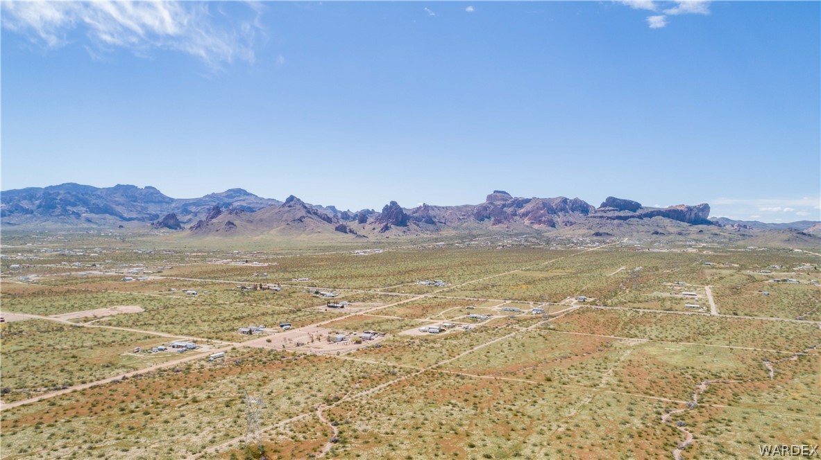 Lot 3 South Concho Road Golden Valley, AZ 86413 - Photo 11 of 22 a view of an ocean and a mountain