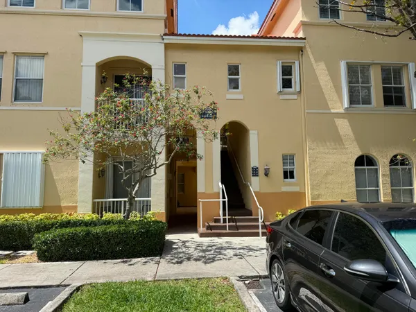 $2,300 | Undisclosed Address, Plantation, FL 33324