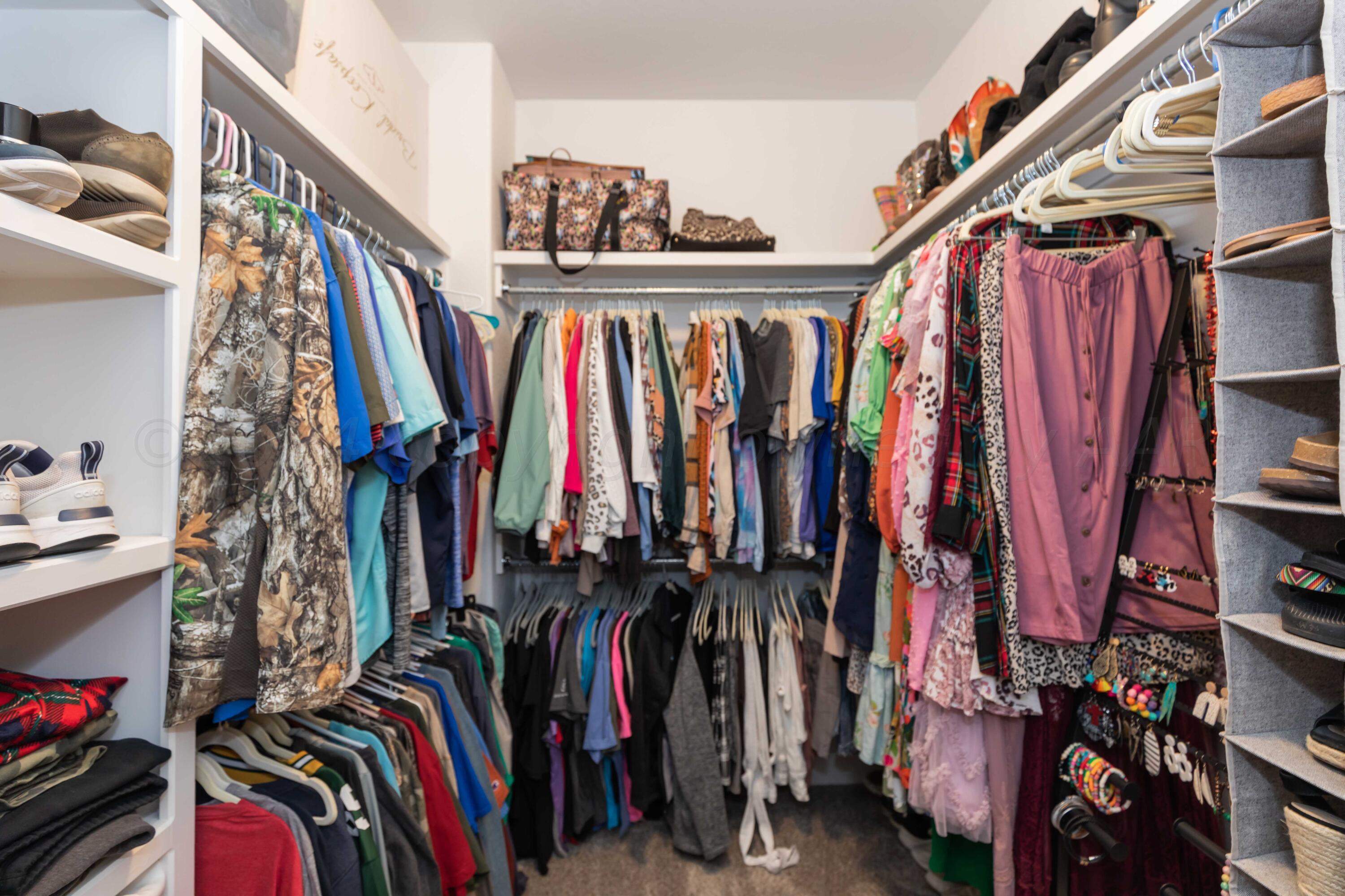 9634 Remington Road Canyon, TX 79015 - Photo 19 of 40 MASTER CLOSET VIEW 2