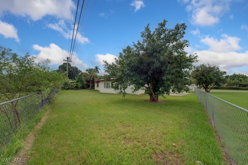 11 Jasmine Road West Lehigh Acres, FL 33936 - Photo 14 of 21 Gallery Image 14