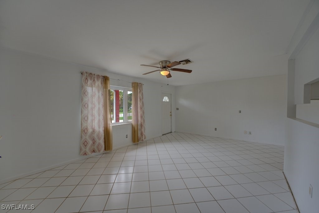 11 Jasmine Road West Lehigh Acres, FL 33936 - Photo 4 of 21 Gallery Image 4