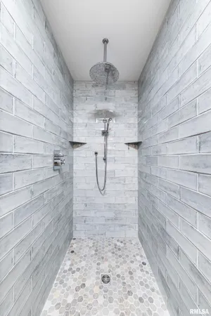 $849,000 | 41493 335th Avenue, Griggsville, IL 62340