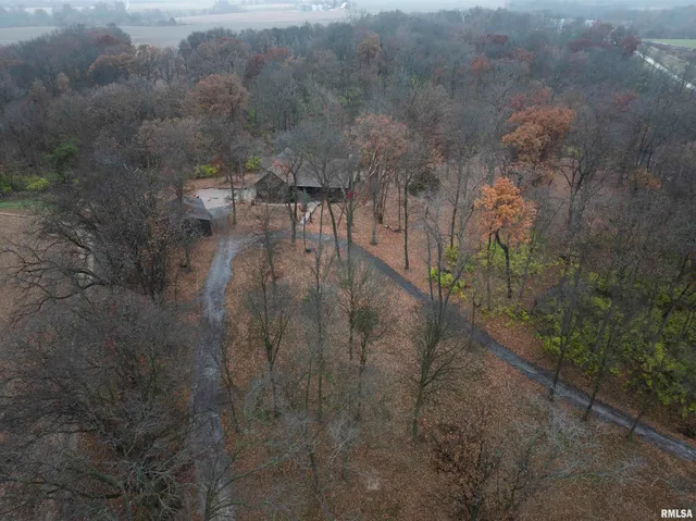 $1,000,000 | 41493 335th Avenue, Griggsville, IL 62340