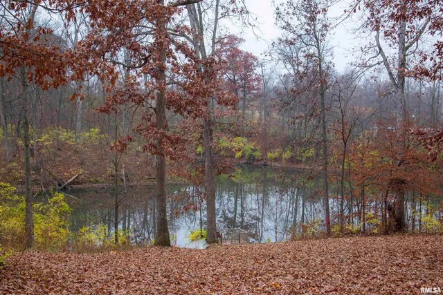 $1,000,000 | 41493 335th Avenue, Griggsville, IL 62340