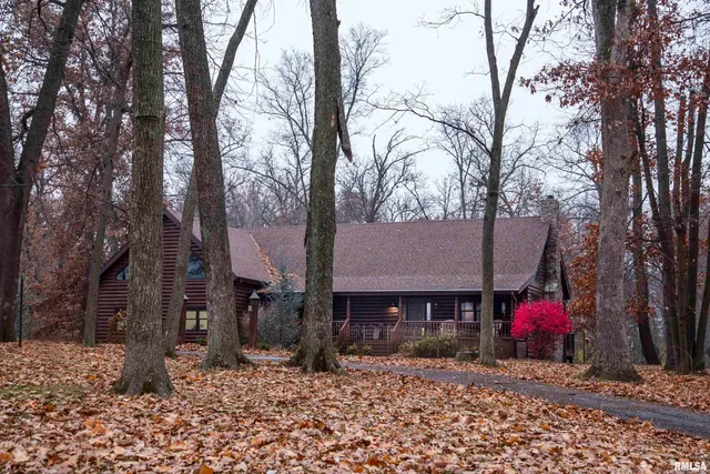 $1,000,000 | 41493 335th Avenue, Griggsville, IL 62340