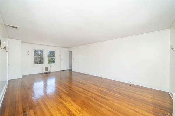 $6,500 | 535 North Street, White Plains, NY 10605