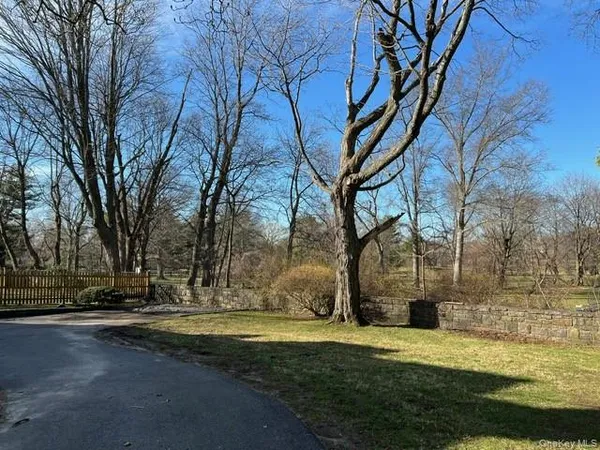 $6,500 | 535 North Street, White Plains, NY 10605