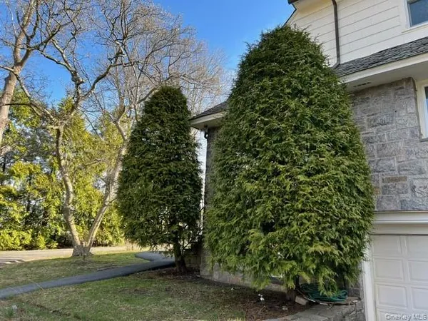 $6,500 | 535 North Street, White Plains, NY 10605