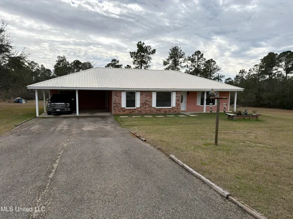 $219,900 | 6157 Road 541, Kiln, MS 39556