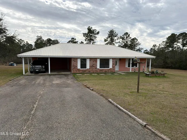 $219,900 | 6157 Road 541, Kiln, MS 39556
