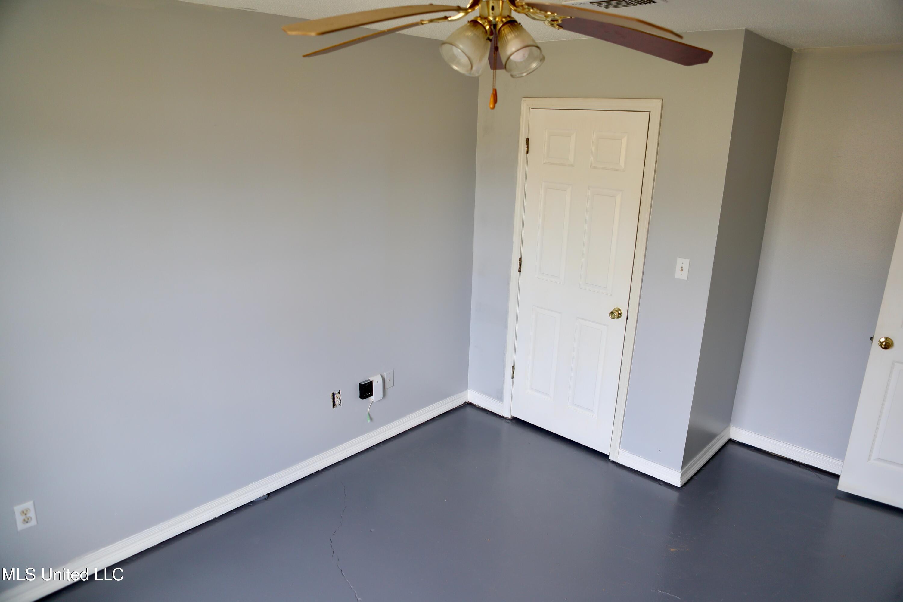 6157 Road 541 Kiln, MS 39556 - Photo 11 of 23 A60I2283