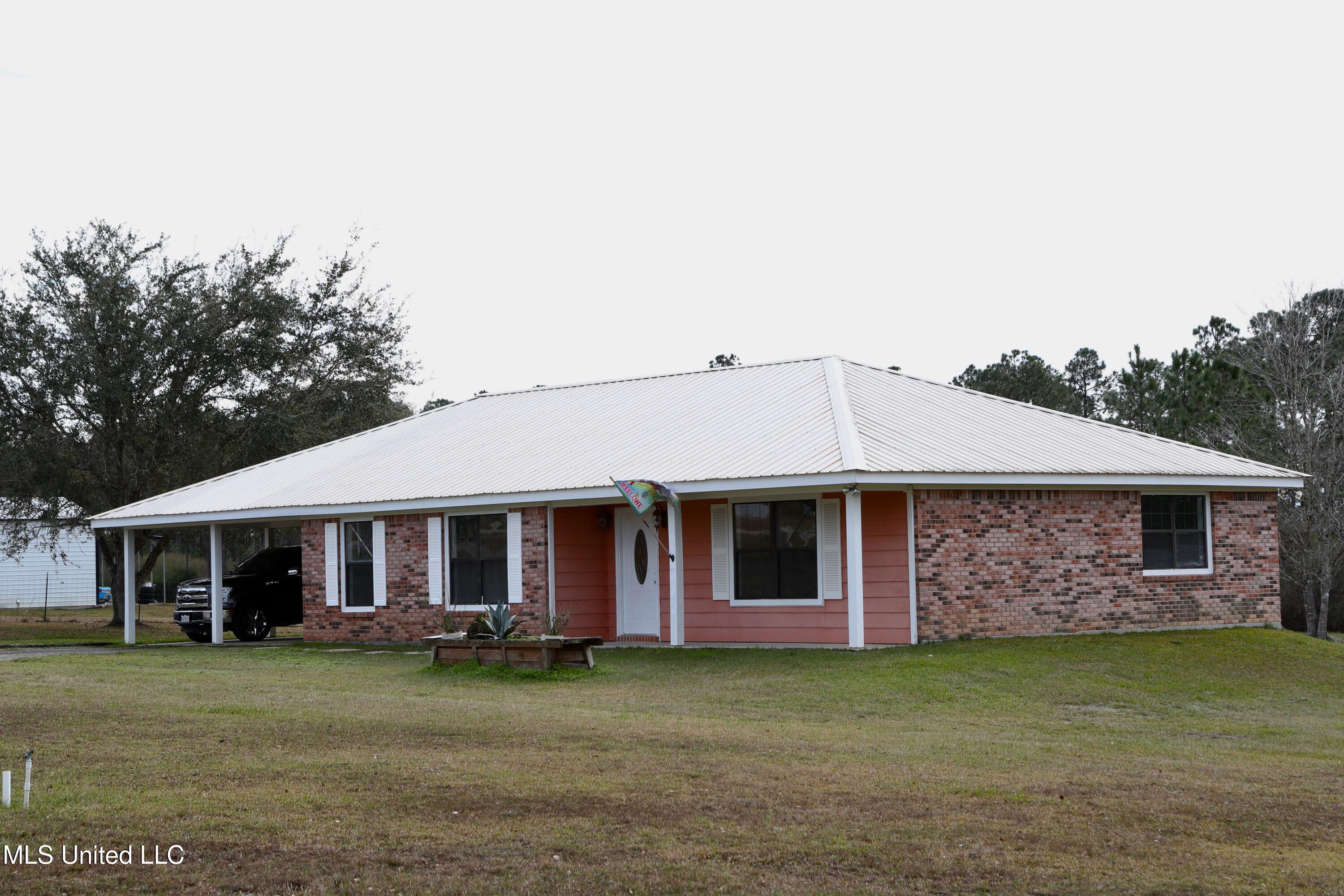 6157 Road 541 Kiln, MS 39556 - Photo 19 of 23 A60I2298