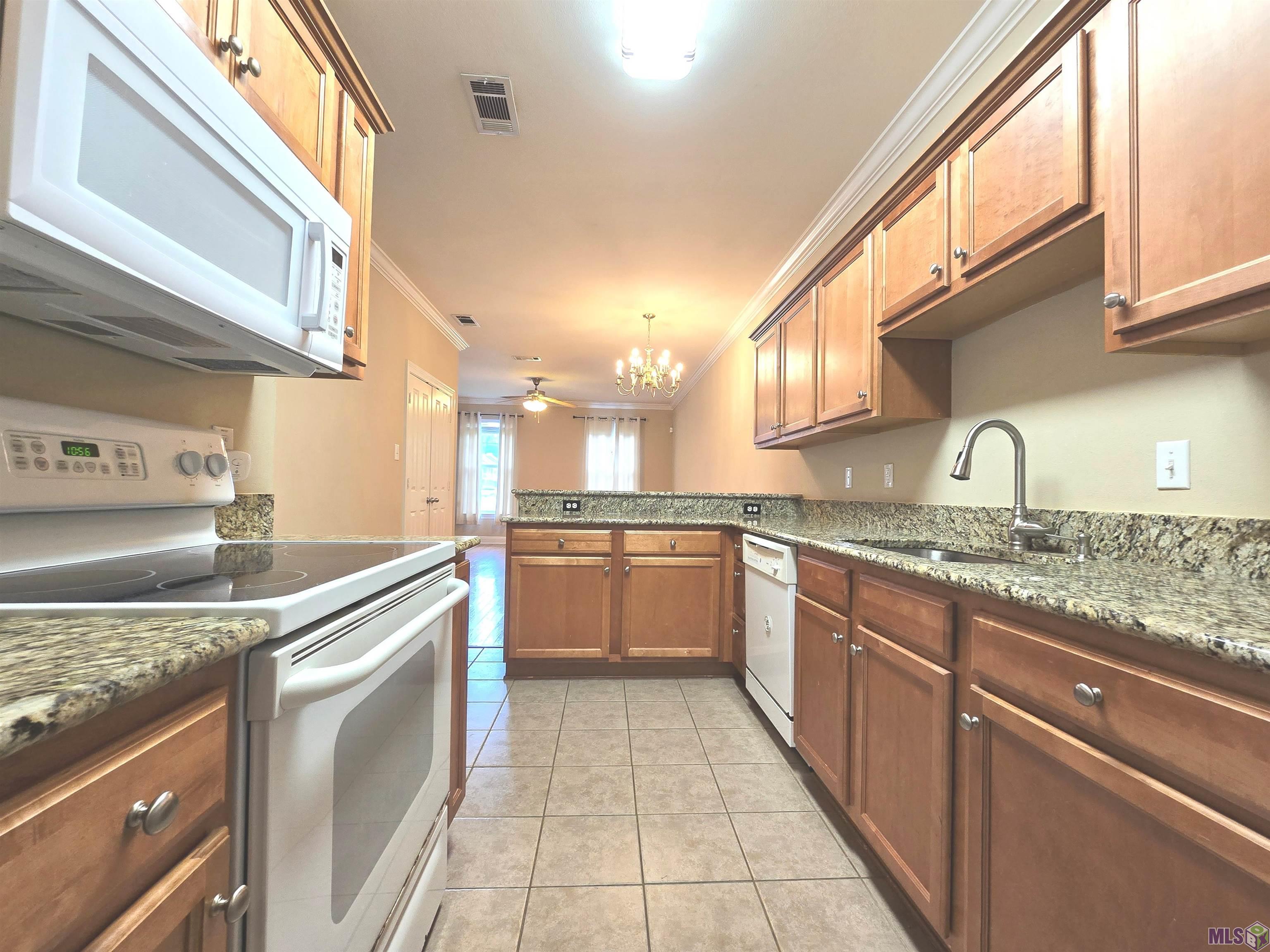 2108 Cypress Hall Alley Baton Rouge, LA 70820 - Photo 6 of 25