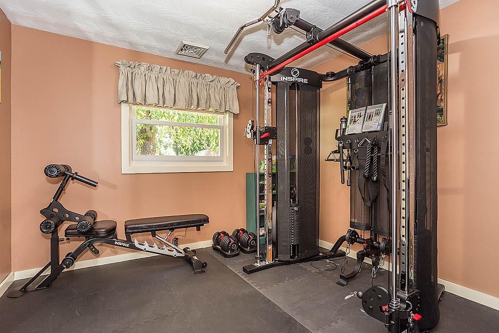 5 Clarissa Road Chelmsford, MA 01824 - Photo 23 of 40