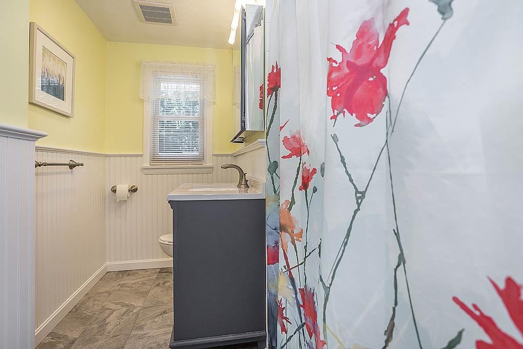 5 Clarissa Road Chelmsford, MA 01824 - Photo 24 of 40