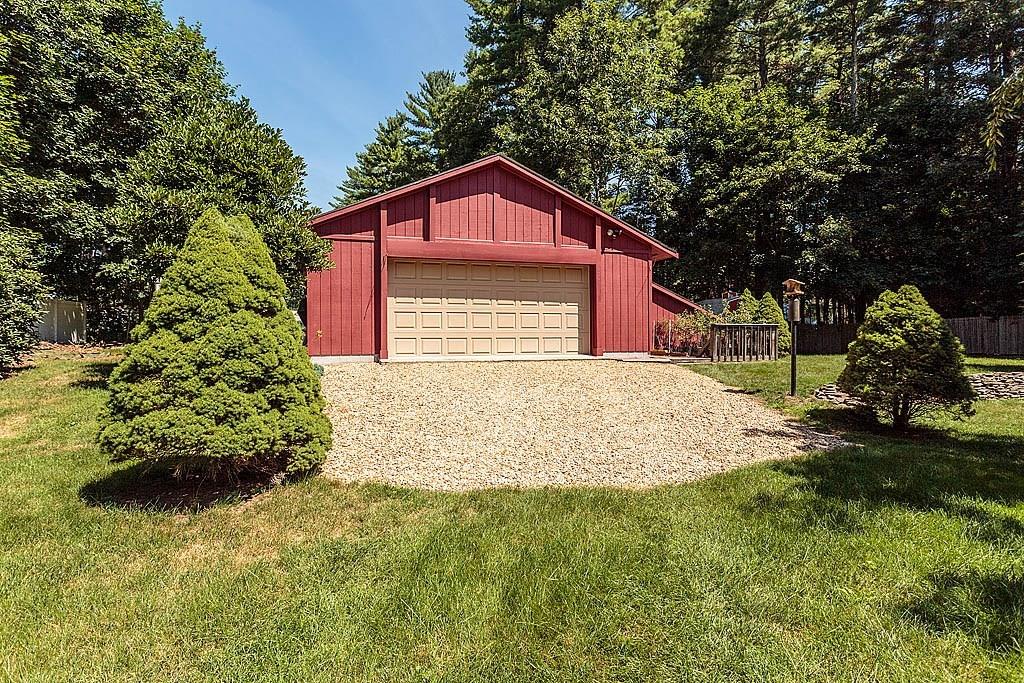 5 Clarissa Road Chelmsford, MA 01824 - Photo 33 of 40