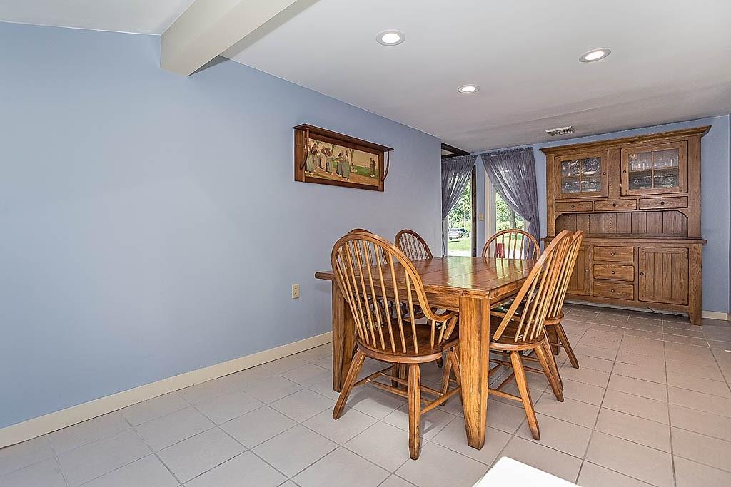 5 Clarissa Road Chelmsford, MA 01824 - Photo 6 of 40