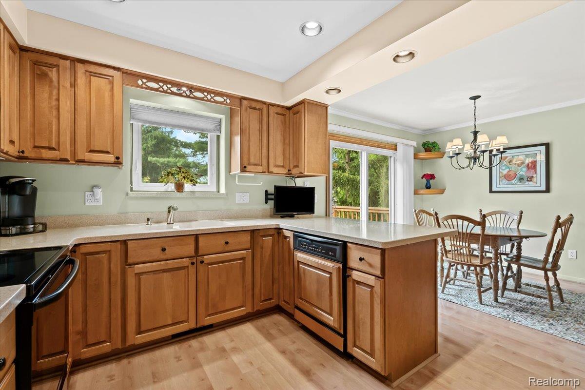 5375 Prentis Road Waterford, MI 48327 - Photo 12 of 52 12-5375 Prentis Rd.jpg