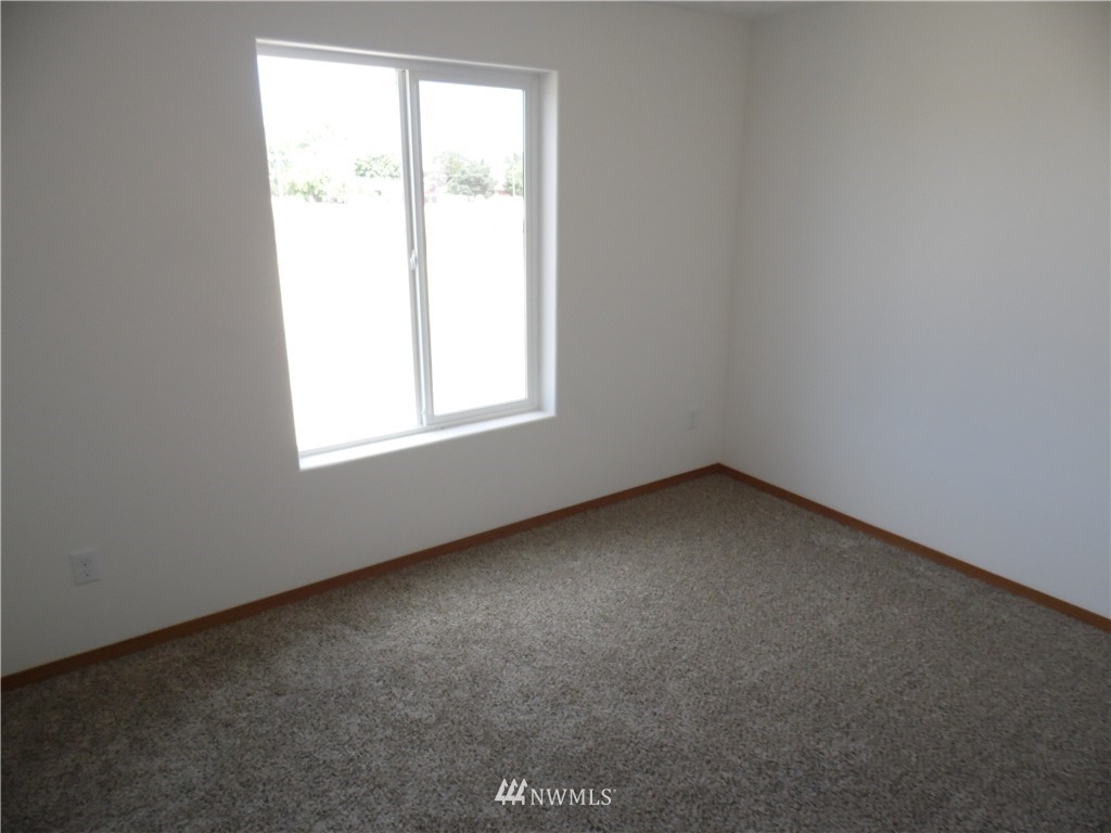 616 South County Road Warden, WA 98857 - Photo 11 of 25 Gallery Image 11