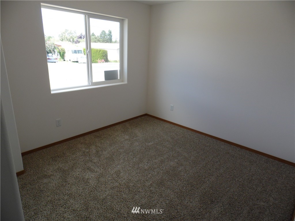 616 South County Road Warden, WA 98857 - Photo 9 of 25 Gallery Image 9