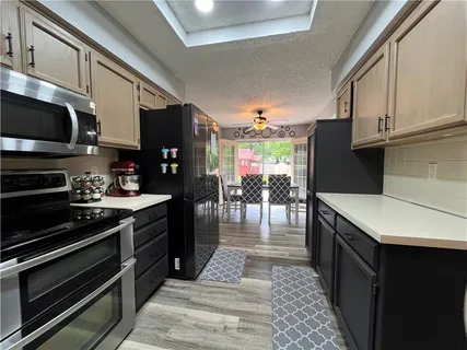 $344,000 | 310 Southeast Shamrock Lane, Blue Springs, MO 64014