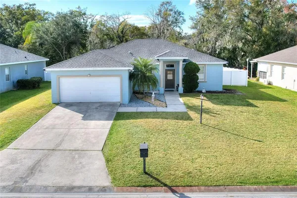 $389,900 | 1703 Oakwood Estates Drive, Plant City, FL 33563