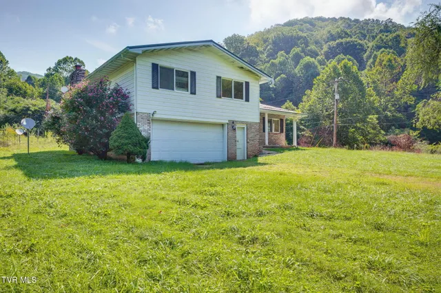 $89,900 | 8783 Dante Mountain Road, Dante, VA 24237