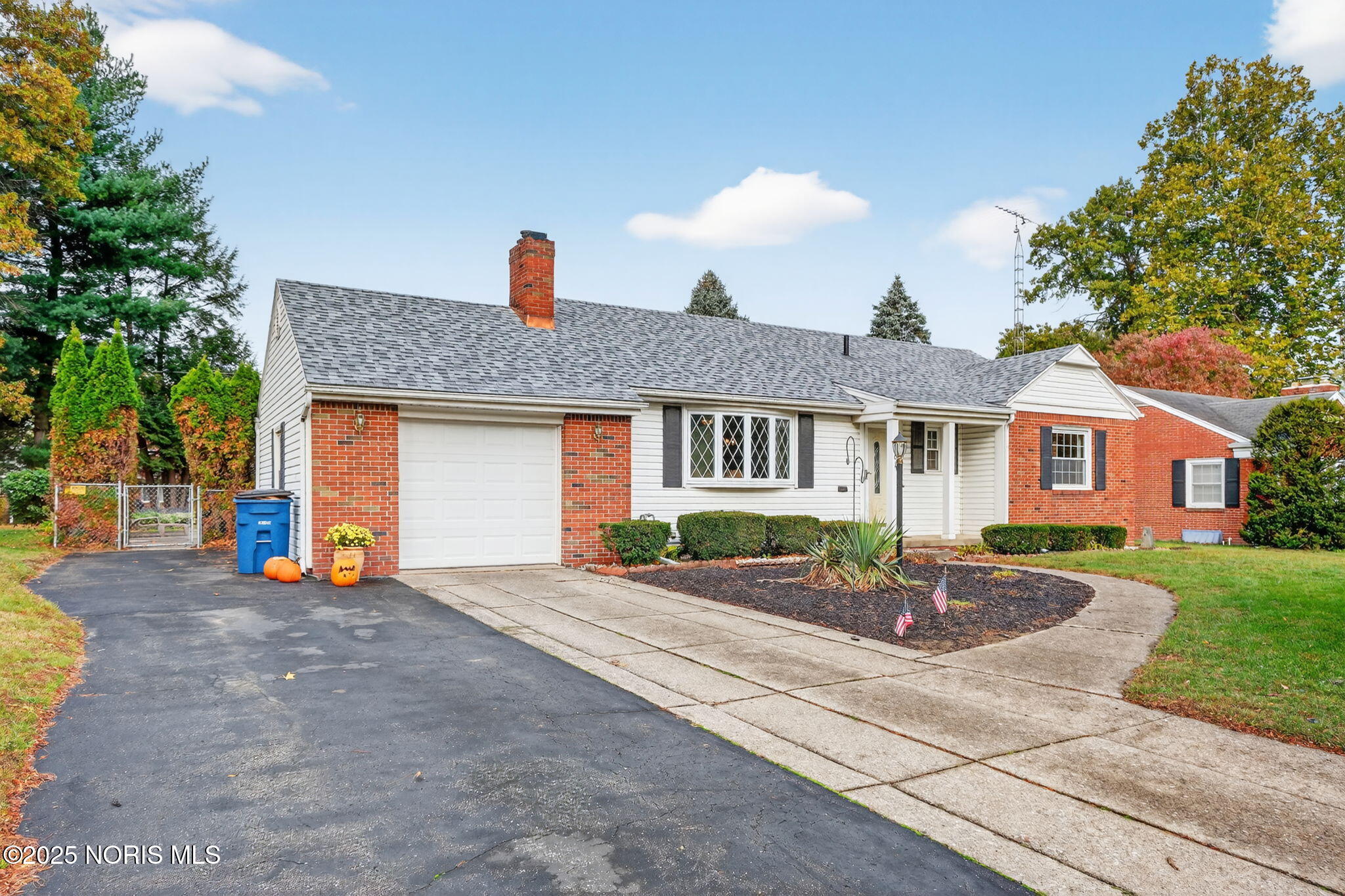 2901 Evergreen Road Toledo, OH 43606 - Photo 1 of 1 1-web-or-mls-2901-evergreen-road-toledo-