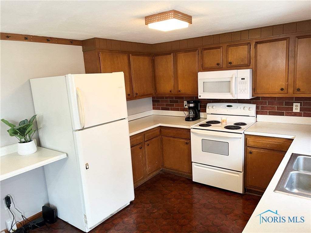 14806 Harris Road Defiance, OH 43512 - Photo 9 of 20 Gallery Image 9
