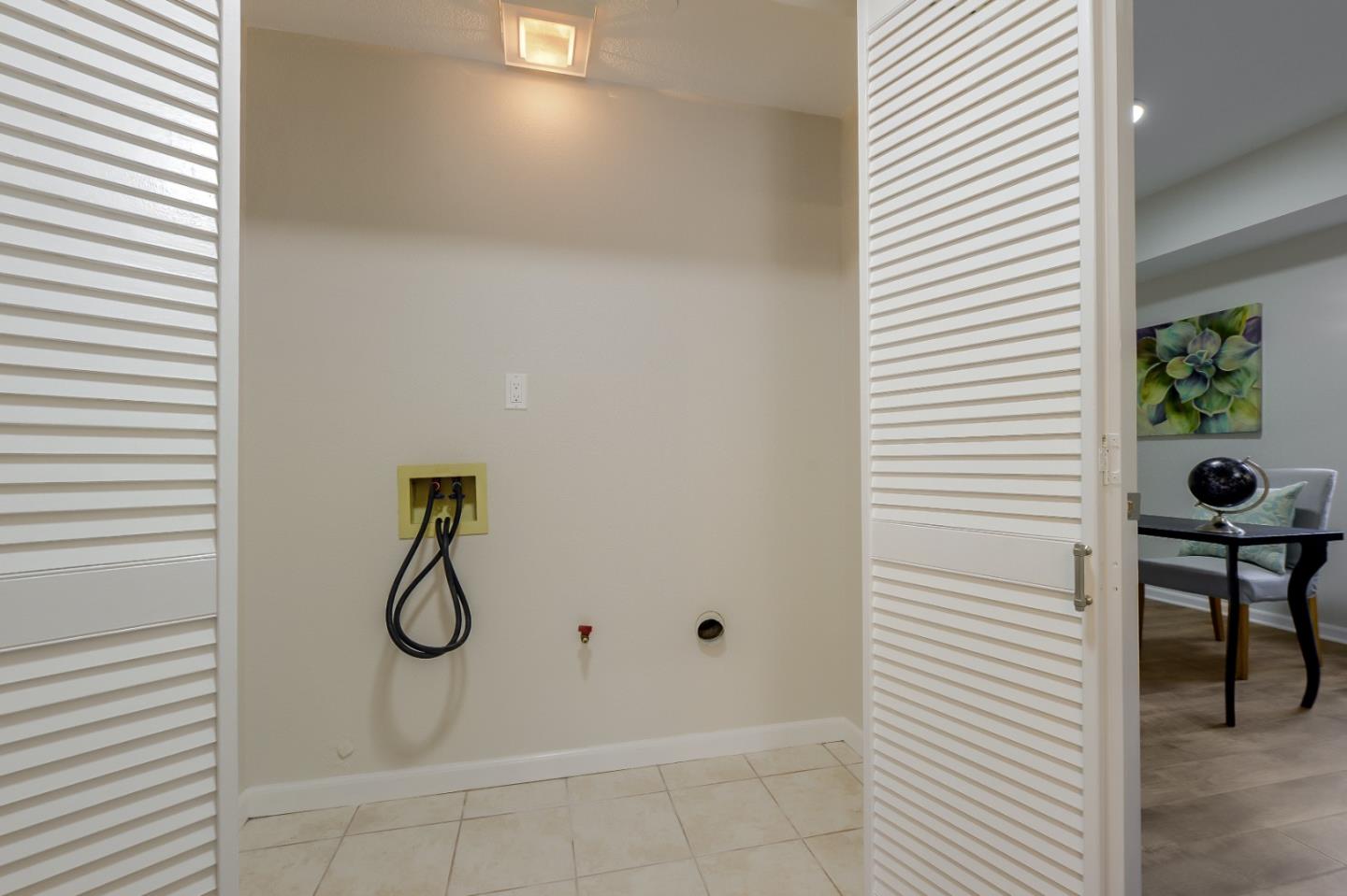 682 Willowgate Street Mountain View, CA 94043 - Photo 25 of 30 a bathroom with a shower