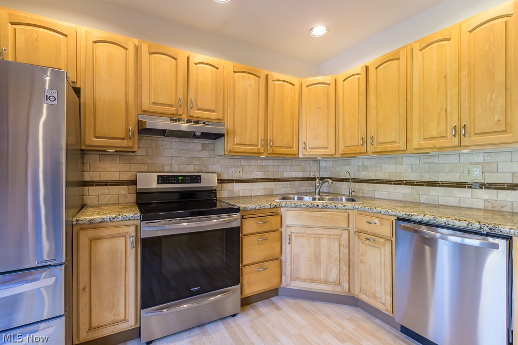 1261 Bell Road Chagrin Falls, OH 44022 - Photo 3 of 22
