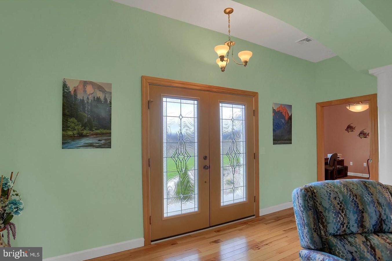 215 Quarry Road Bendersville, PA 17304 - Photo 2 of 31