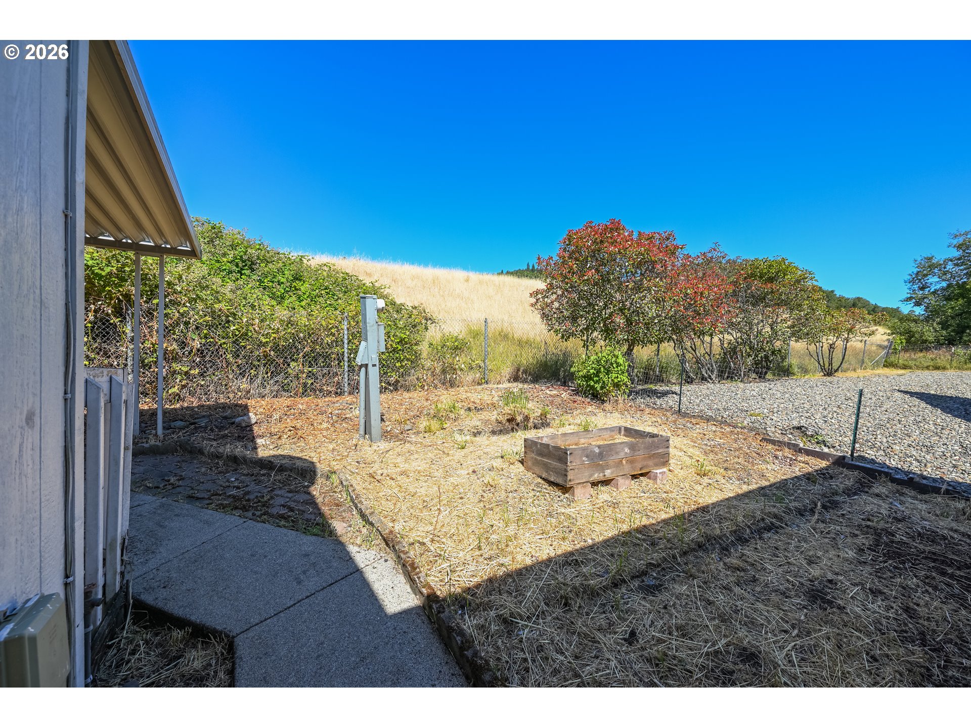 520 Shadow Ranch Lane Roseburg, OR 97470 - Photo 5 of 32 Backyard