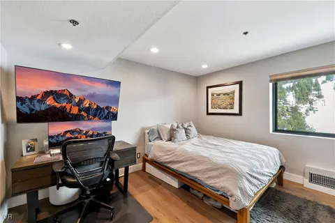 $999,999 | 400 Fairview Boulevard, Unit 113, Incline Village, NV 89451