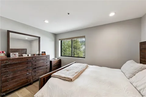 $999,999 | 400 Fairview Boulevard, Unit 113, Incline Village, NV 89451