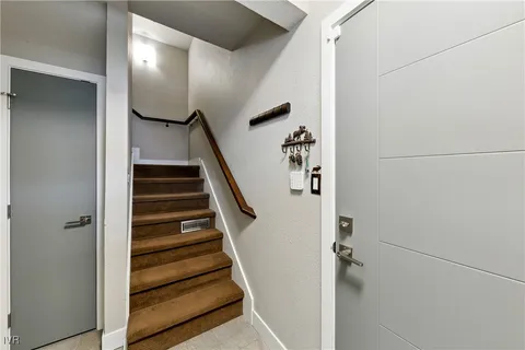 $999,999 | 400 Fairview Boulevard, Unit 113, Incline Village, NV 89451