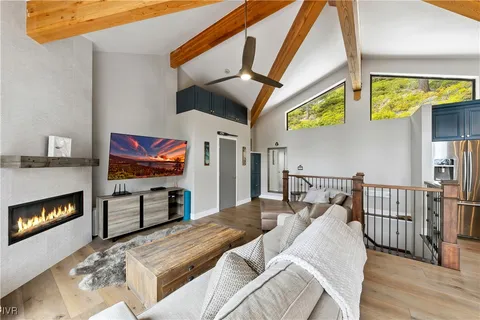 $999,999 | 400 Fairview Boulevard, Unit 113, Incline Village, NV 89451