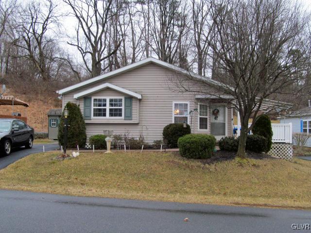 3 Abbey Road Easton, PA 18040 - Photo 1 of 15 Gallery Image 1