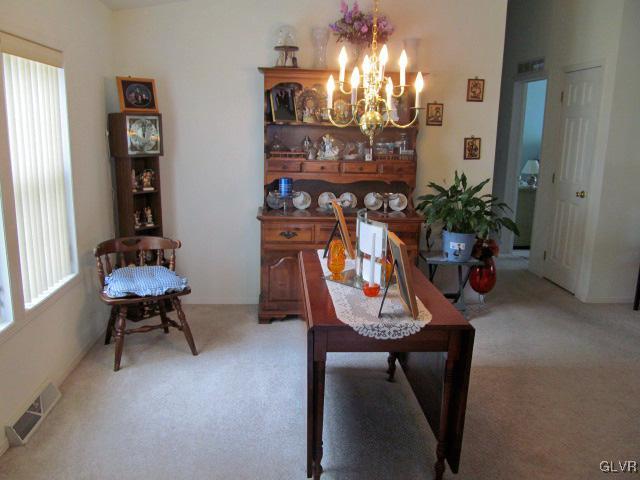 3 Abbey Road Easton, PA 18040 - Photo 7 of 15 Gallery Image 7